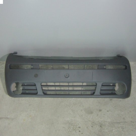 Передній бампер Opel Vivaro (під туманки) 602607-4, KH5089 902 фото